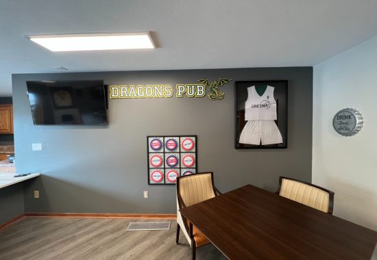Dragon-Pub-interior.jpg